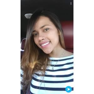 Meet your Posher, Nadia